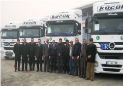 BAYRAKTARLAR MERKON A.Ş'den KÜÇÜK ULUSLARARASI NAKLİYAT'a 5 adet  Axor 1840 LS E5 araç teslim edildi.